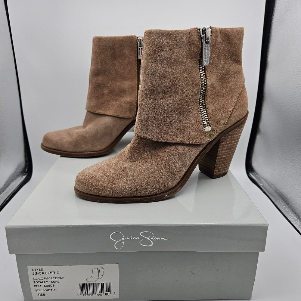 Jessica Simpson Totally Taupe Split Suede Ankle Boots Size 9 (JS-CAUFIELD)